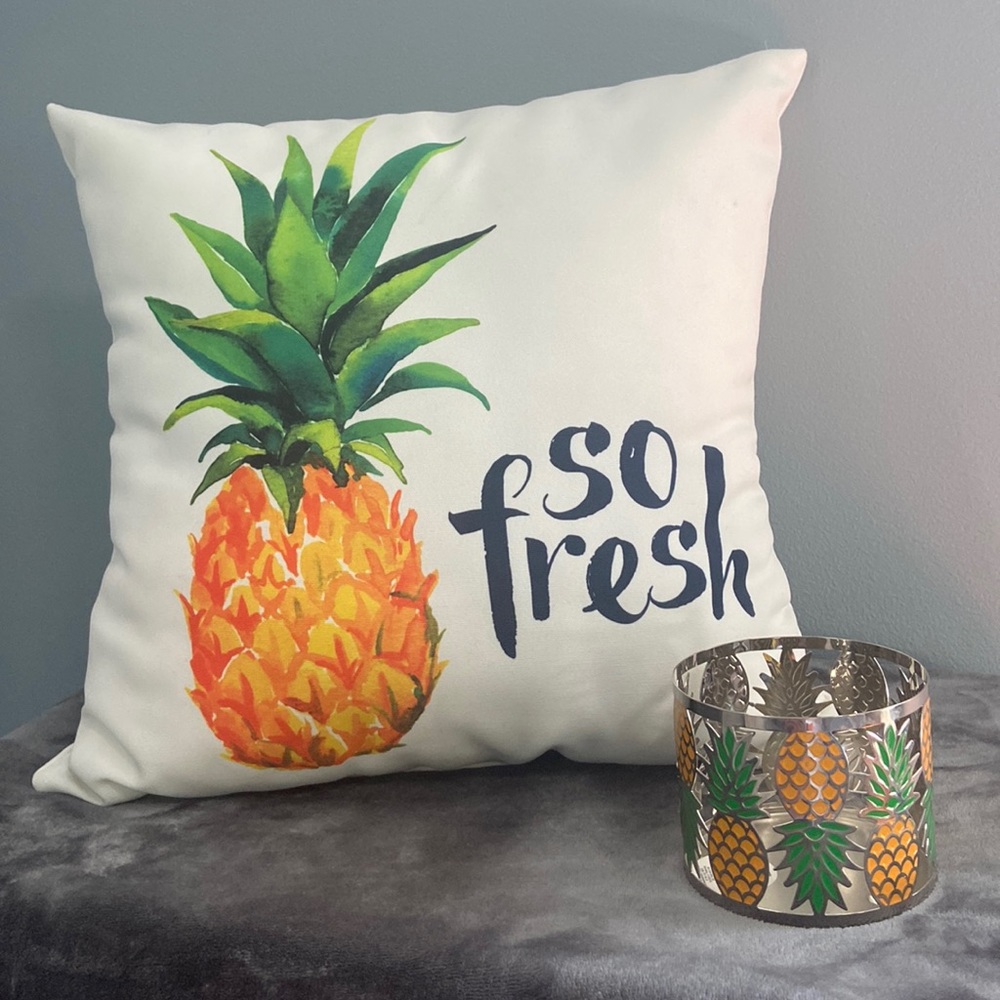 Pineapple Decor 🍍